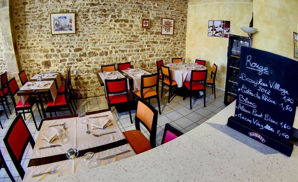 Relais Du Lac Villegusien-le-Lac Luaran gambar