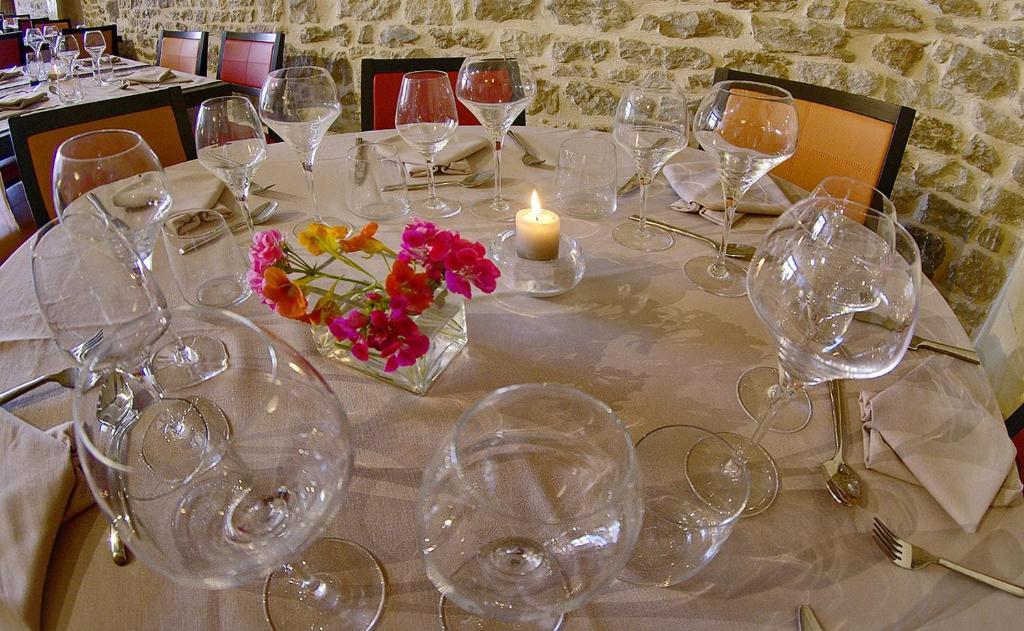 Relais Du Lac Villegusien-le-Lac Luaran gambar