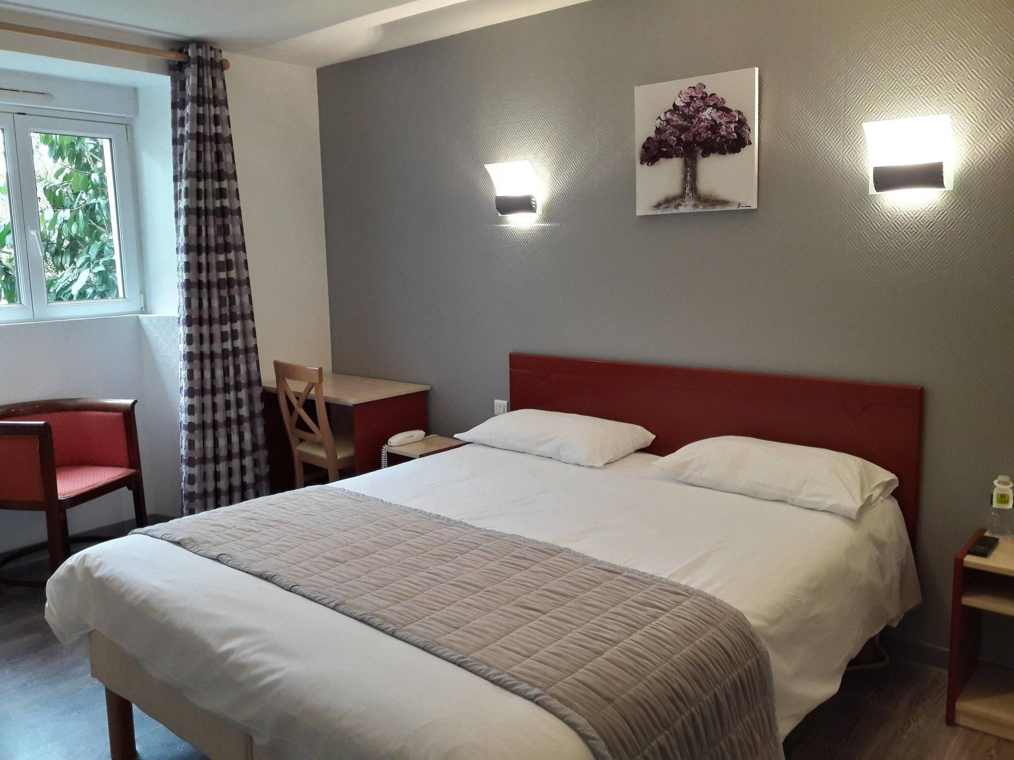 Relais Du Lac Villegusien-le-Lac Luaran gambar